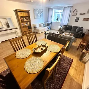 Bermondsey , London United Kingdom